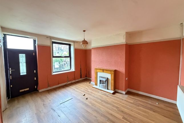 6, Lindon Street, Keighley photo 2