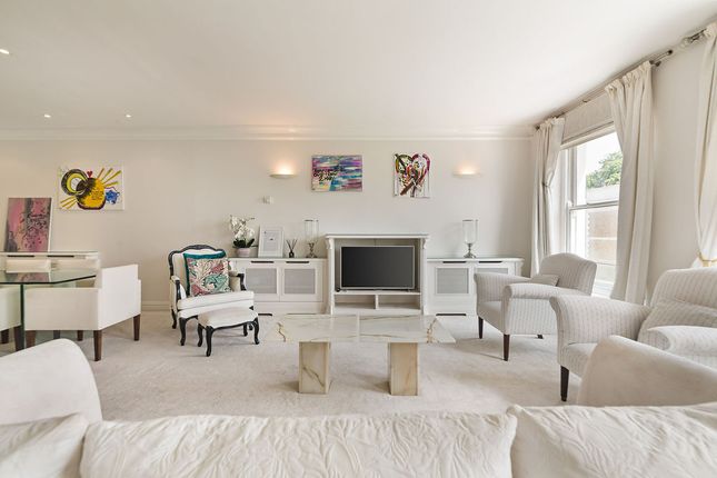 28 Matiere place, London photo 3