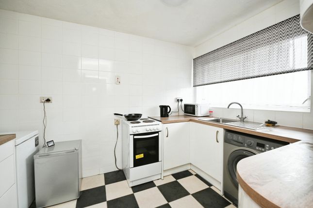 Flat for sale in Rise Park Parade, Romford