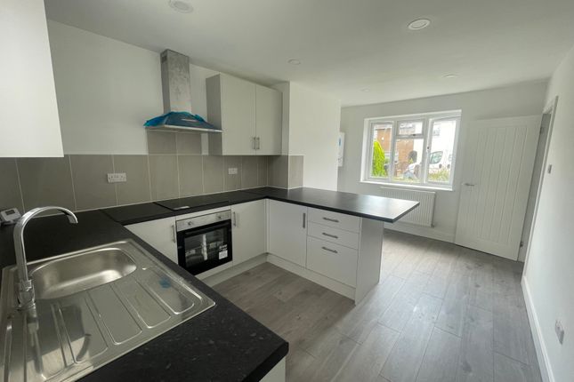 39, Nottingham photo 2