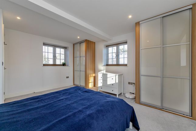 Flat for sale in Pegrum Drive, London Colney, St. Albans