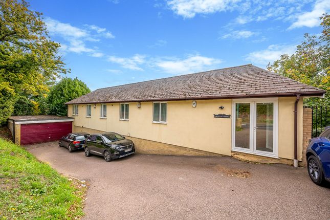 Flat 3, Barclay Court Oakfield Lane, Dartford photo 2