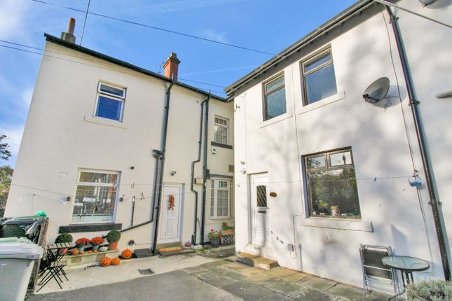 Thumbnail Terraced house to rent in Dinsdale Buildings, Yeadon, Leeds
