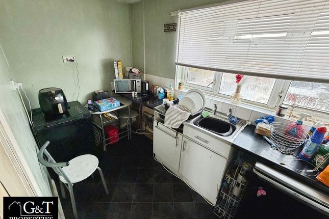 12 The Croft, Dudley photo 4