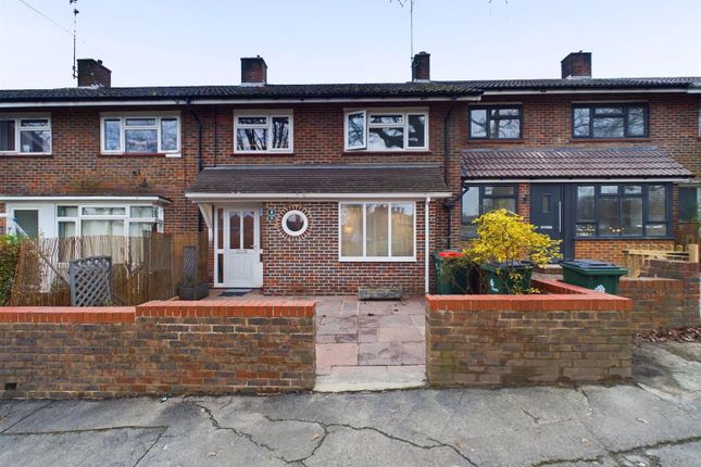 Thumbnail Terraced house for sale in Tilgate Way, Crawley