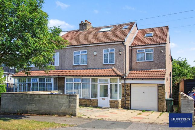 7, Garden Lane, Bradford photo 3