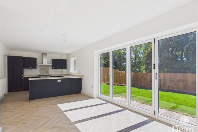 Hollicombe, Plot 53, Manor Grove, Goldfinch Way, Lydney photo 3