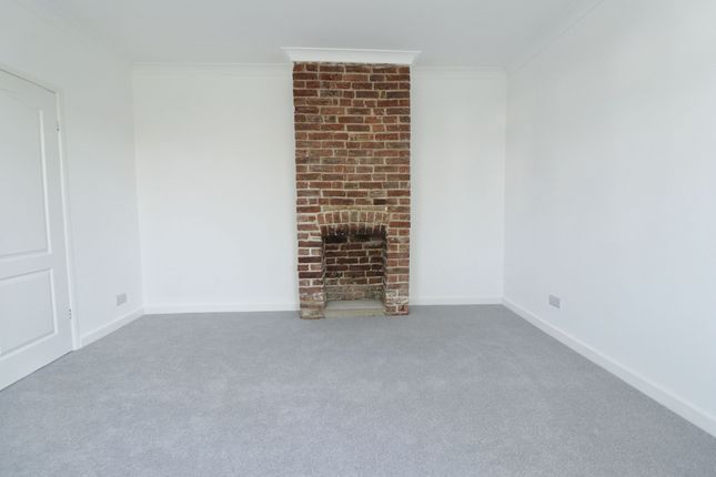 Bungalow to rent in Douglas Road, Herne Bay