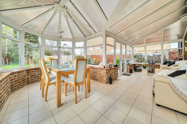 20 Bowling Green Road, Bedford photo 3