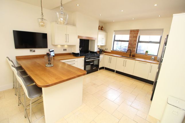 32, Park Road, Leicester photo 4
