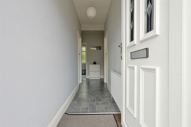 73, Ferndene Grove, Newcastle Upon Tyne photo 4