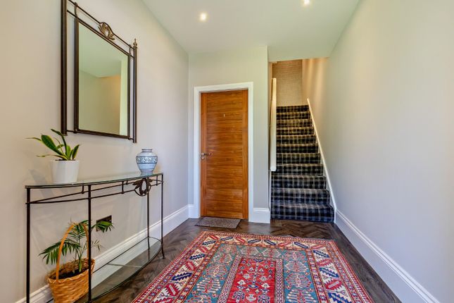 8646631-Interior01-800.Jpg