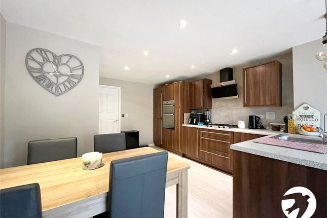 11, Easton Drive, Kent photo 4