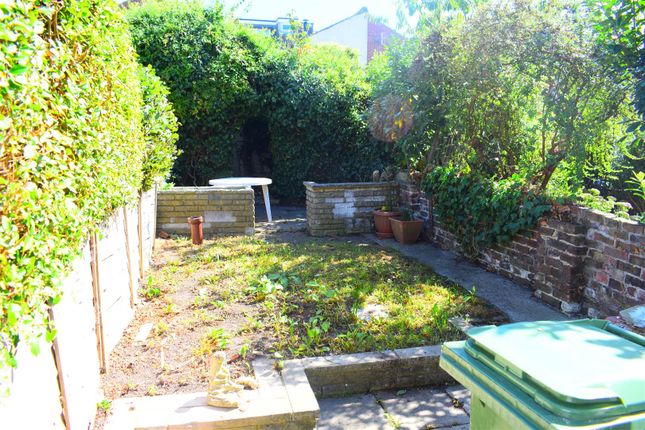 46, Boulton Road, Portsmouth photo 4
