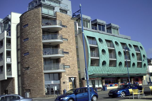 Esplanade house building