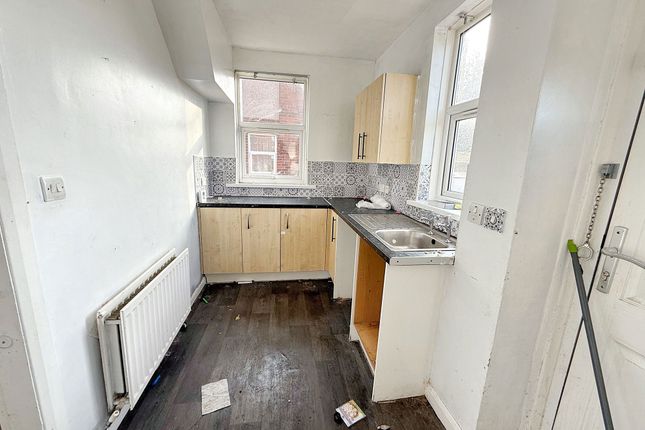 25, Palm Terrace, Stanley photo 3