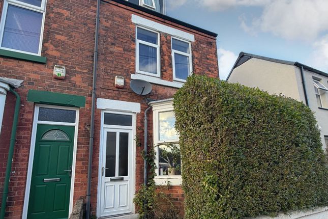 3-bed semi-detached on 6 Princes Street, Mansfield, £110,000