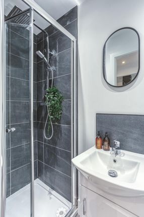 Room 3, 79 Macklin Street, Derby photo 5