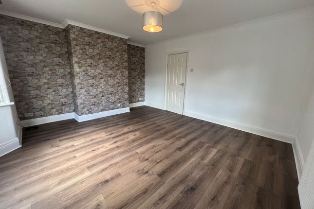 6, Dickenson Road West, Stoke-on-Trent photo 2