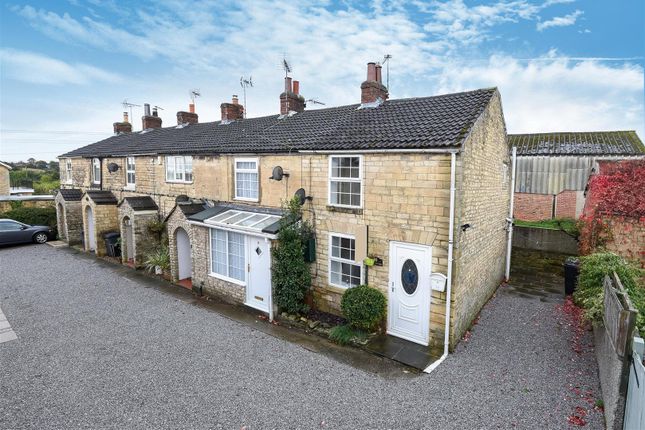 Thumbnail Cottage to rent in Victoria Place, Clifford, Wetherby