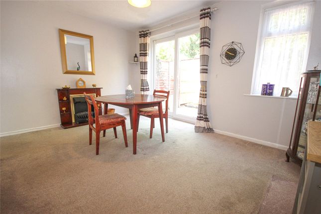25, Burnham Close, Seaton photo 4