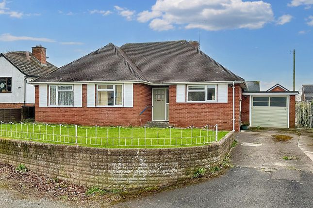 Thumbnail Bungalow for sale in Poplar Road, Clehonger, Hereford
