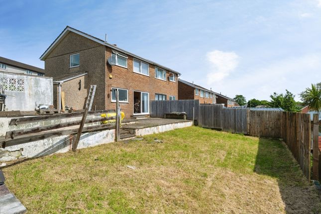 2, Heol Islwyn, Swansea photo 4