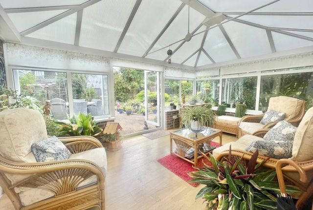 11 Ursula Avenue, Selsey photo 3