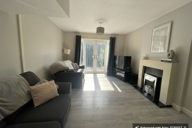 18 Applewood Drive, Grantham photo 3