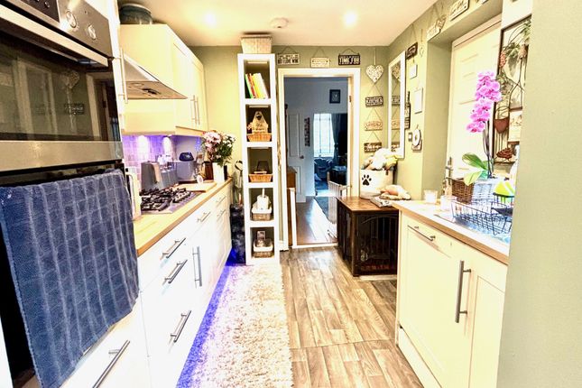 8, Derwent View, Darley Dale photo 4