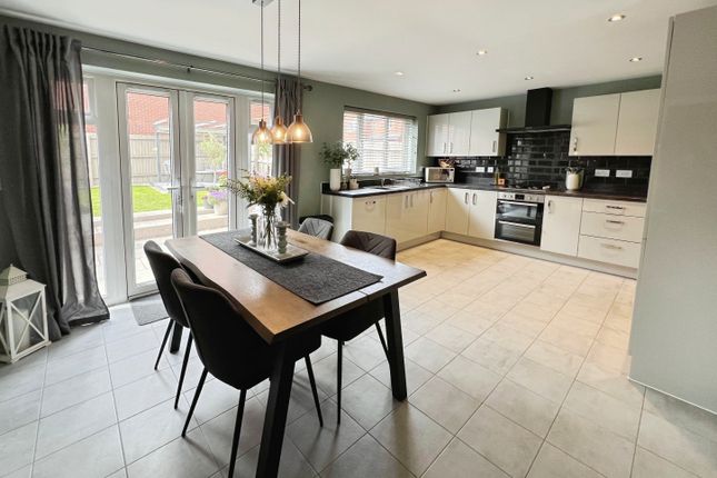 67, King Lane, Burton-on-trent photo 3