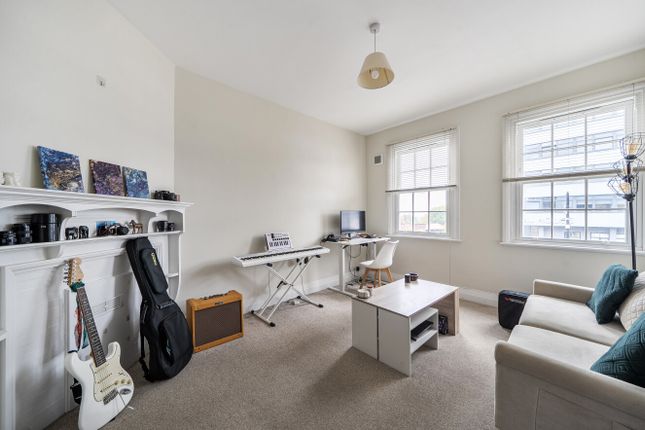 10A, Ballards Lane, London photo 4