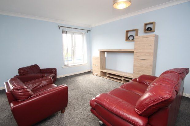 2 bed flat to rent in Turnbull Street, Glasgow G1