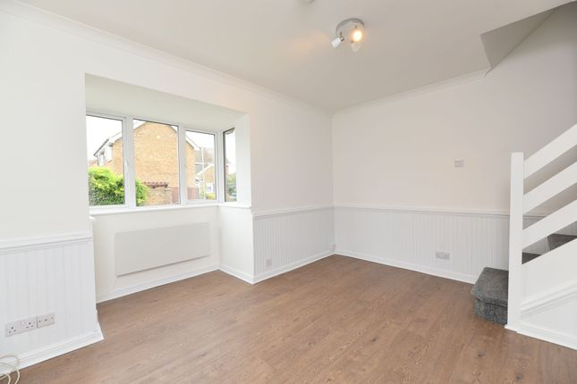 2 Avocet Close, Biggleswade photo 3