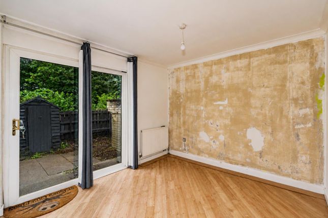 27, Baffin Terrace, Dundee photo 2