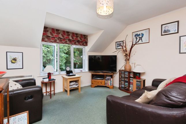 12, Gaskell Court (A), Holybourne photo 2