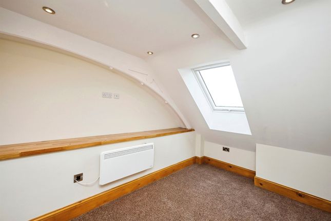 Town house for sale in Crossley Street, Ripley