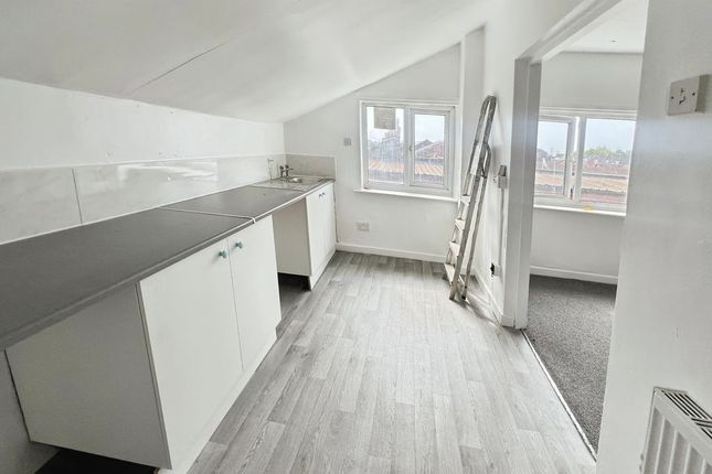 4a, Higher Market Street, Bolton photo 3