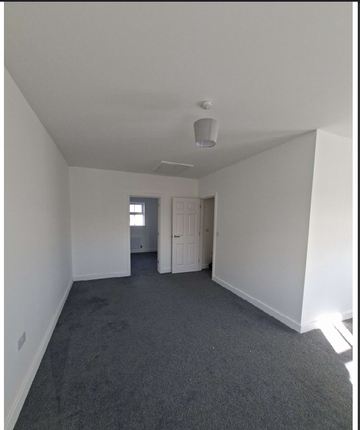 30, Weston Way, Eastleigh photo 4