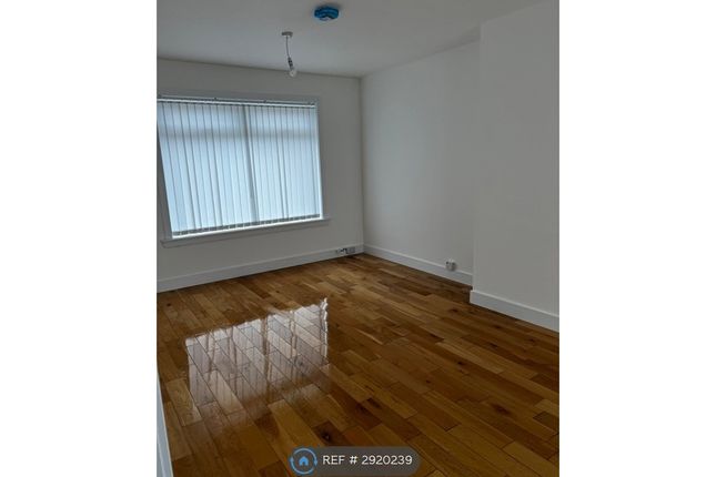 Cullen Crescent, Kirkcaldy photo 3