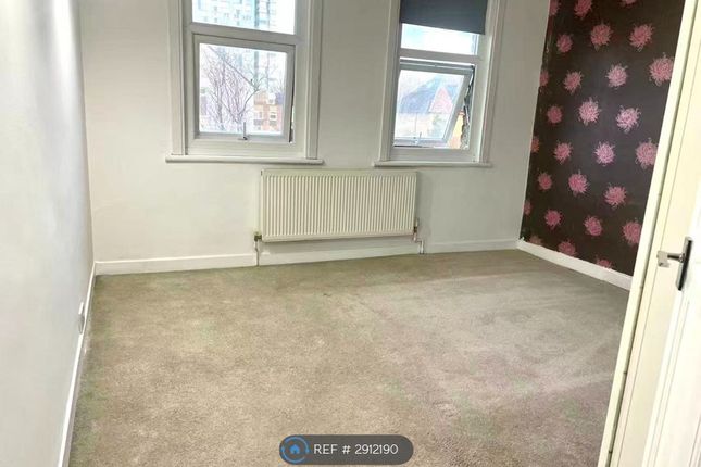 Collingwood Road, Sutton photo 3
