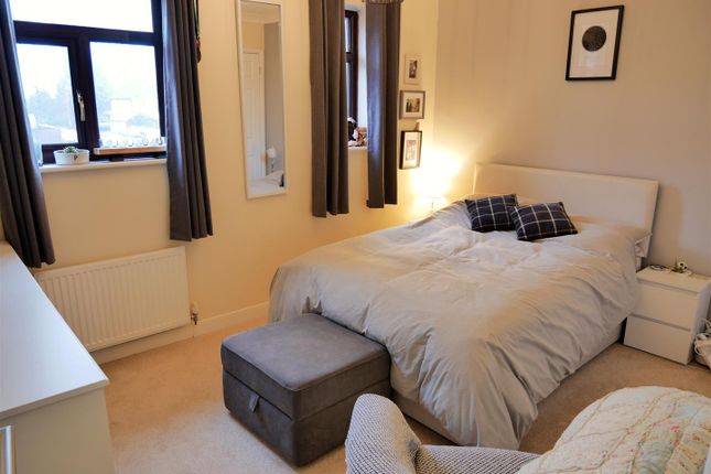 10, Tyning Park, Calne photo 5