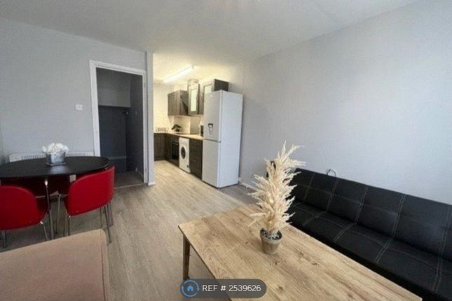 Kitchen And Lounge