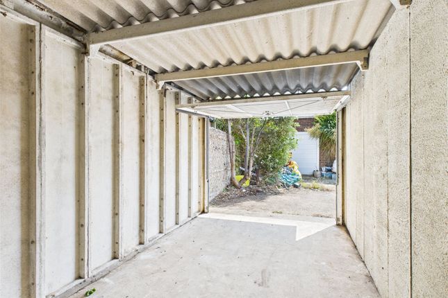 Roman Way Garage, 6, Roman Way, West Sussex photo 5