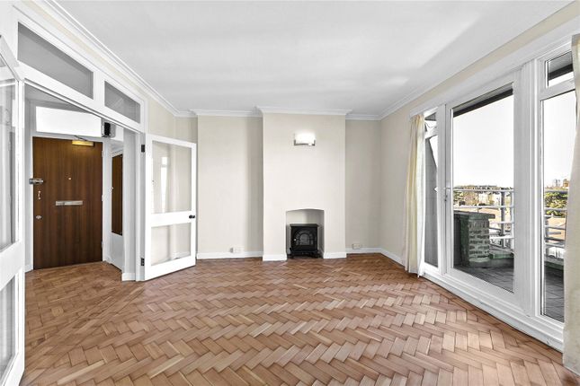 Thumbnail Flat to rent in Poplar Court, Richmond Road, East Twickenham