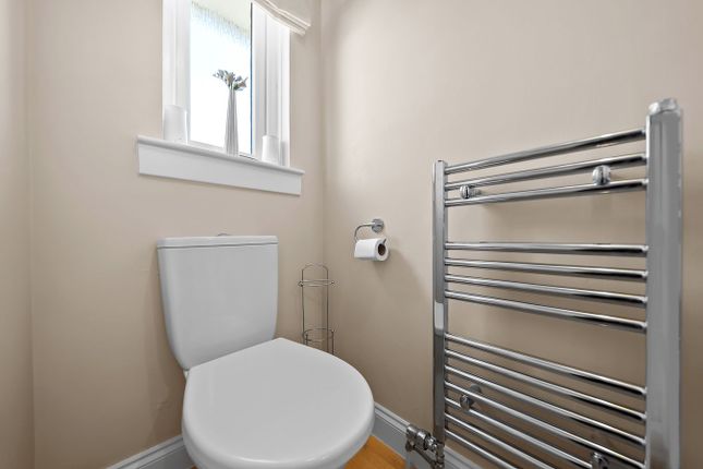 Kirkton Place, Falkirk photo 5