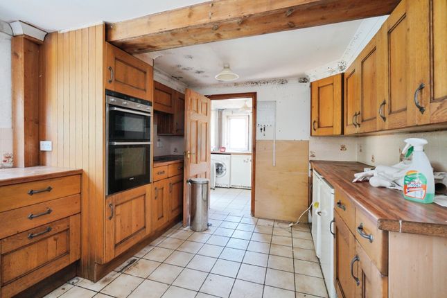 124, Tamworth Road, Swadlincote photo 4