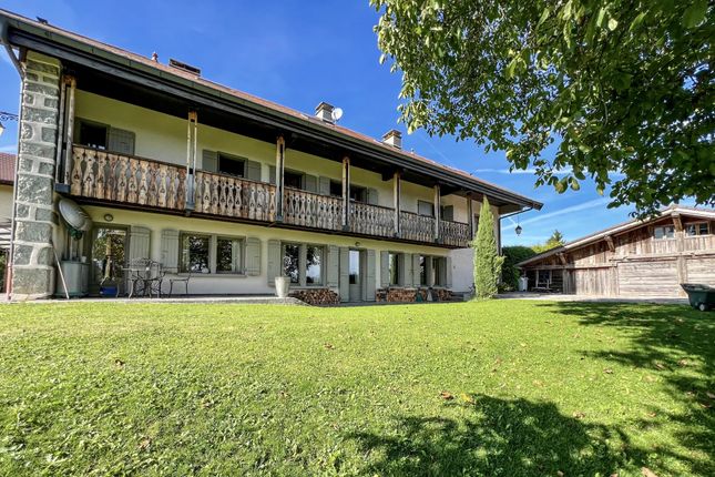 Villa for sale in Annecy, Annecy / Aix Les Bains, French Alps / Lakes