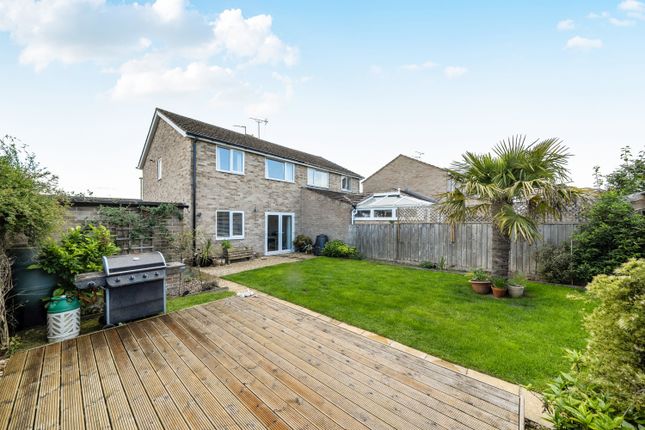 15, Clarkston Road, Carterton photo 2