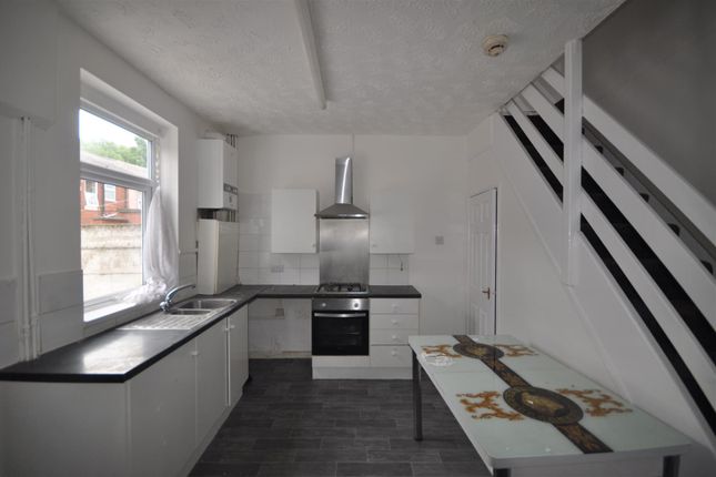 7, Fortune Street, Bolton photo 5